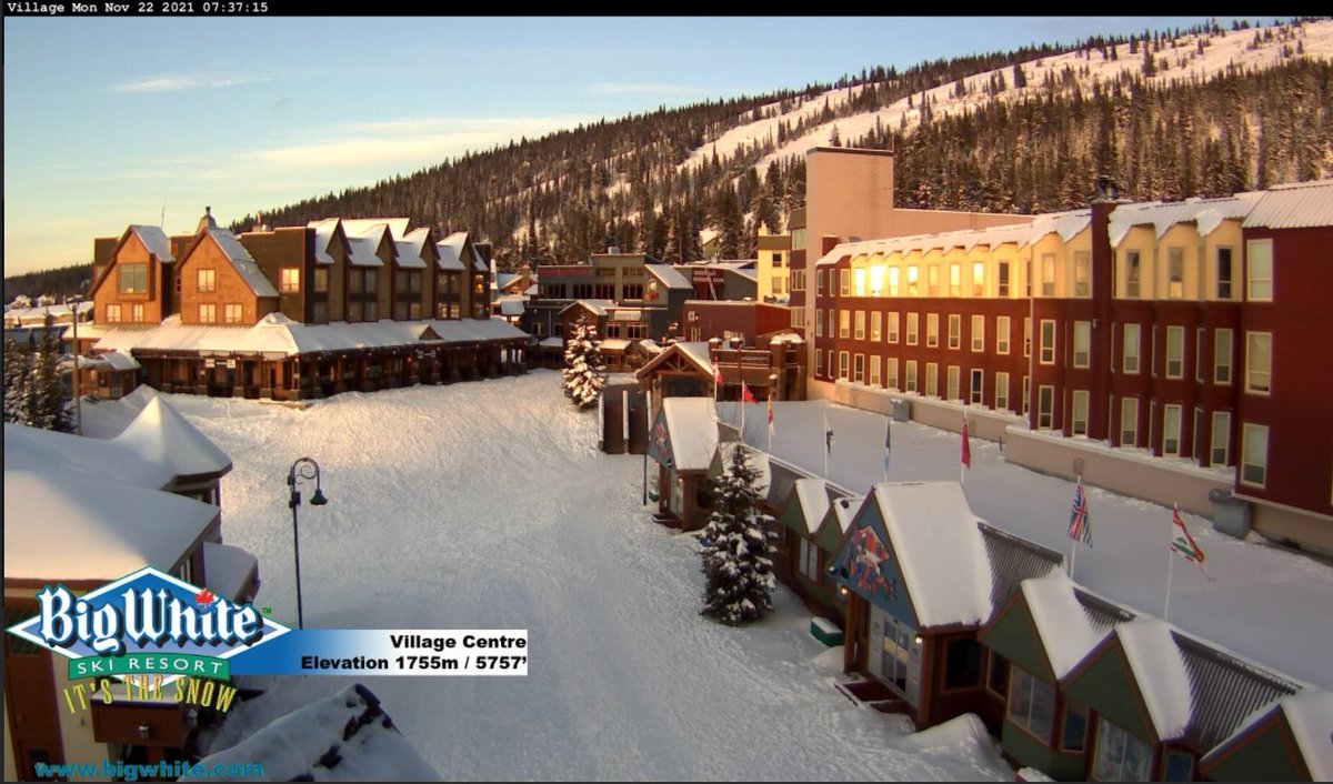 jwhittalClimate's tweet photo. Getting anxious to ski or board? @BigWhite opens in 3 days! I may head there on the weekend myself! There is a 44 cm base so far! #Itsthesnow #champagnepowder #okanagan @weathernetwork https://t.co/yPFjQnrlOP