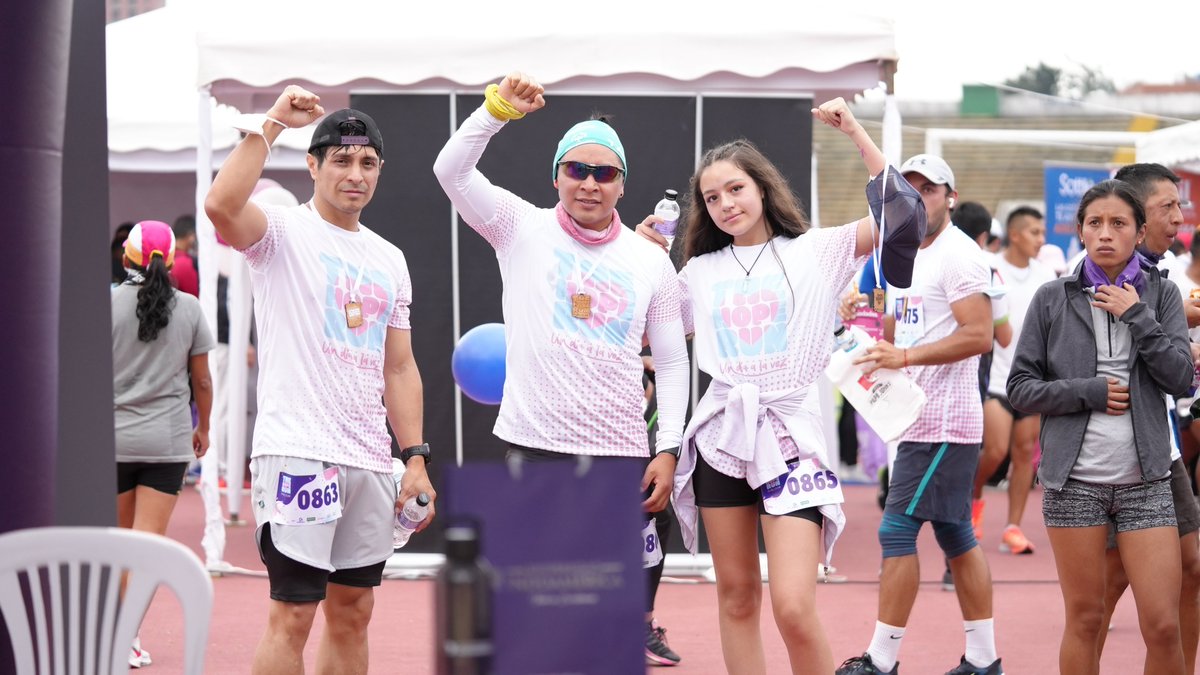 Uni_Indoamerica's tweet photo. 🗣|Universidad Indoamérica auspició la carrera #TheHopeRun, #EventoDeportivo en beneficio de los #niños y #adolescentes con #SíndromeDeDown del Centro Terapéutico Aprendiendo a Vivir (CTAV) de la @FReinadeQuito.
📌Para más información 👉 https://t.co/BSjv3gKwnF
#Deporte https://t.co/N5EAdy9CKk