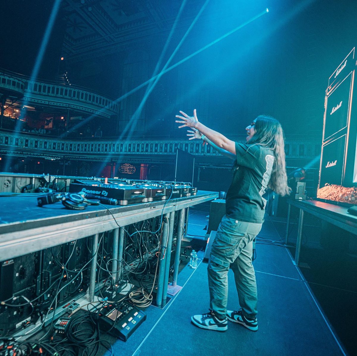 noneothervisual's tweet image. Saturday for @layzdubz #noneothervisuals