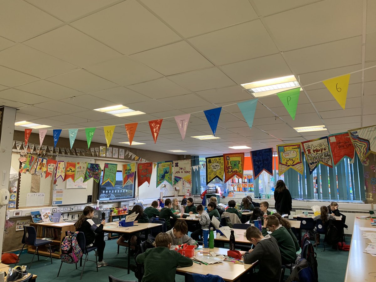EastCraigsPS's tweet photo. P6 enjoyed our #AntiBullyingWeek tasks last week, focusing on how one kind word can make a difference to someone’s day. We all made a #5daysofkindness pledge and shared how we can be kind to others each day❤️ https://t.co/tKFXjkPGrC
