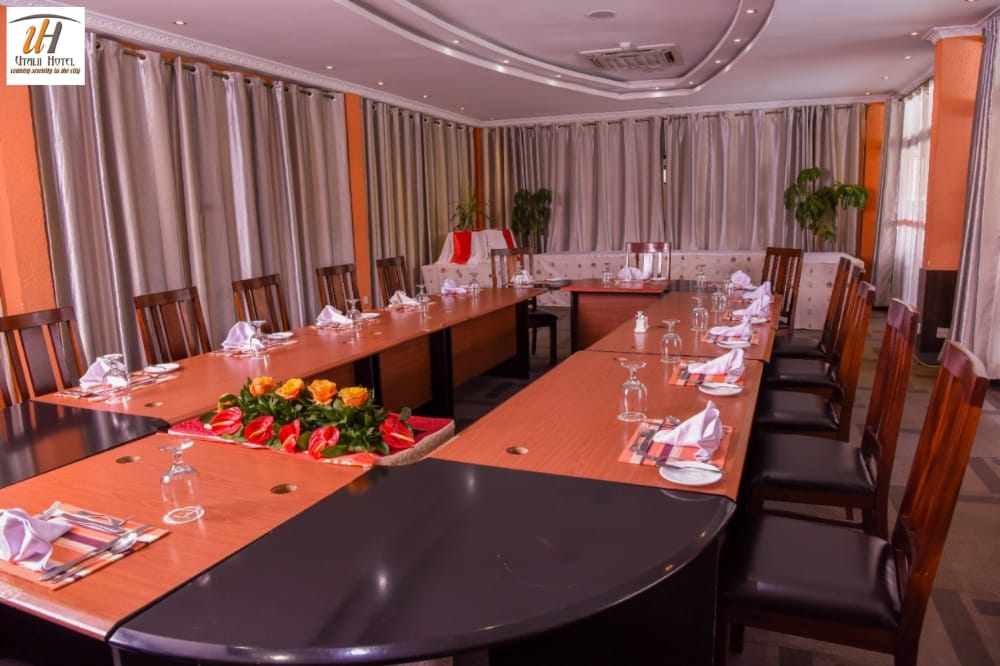 Utalii_Hotel's tweet photo. Our private and serene conference facilities are perfect for all your out of office meetings. At Utalii Hotel we give you the best deal at only 3,500kshs per person.

 Reservations: 0722205891/2
#businessmeetings #hotelsinnairobi #UtaliiHotel https://t.co/xMaAxKNnPT