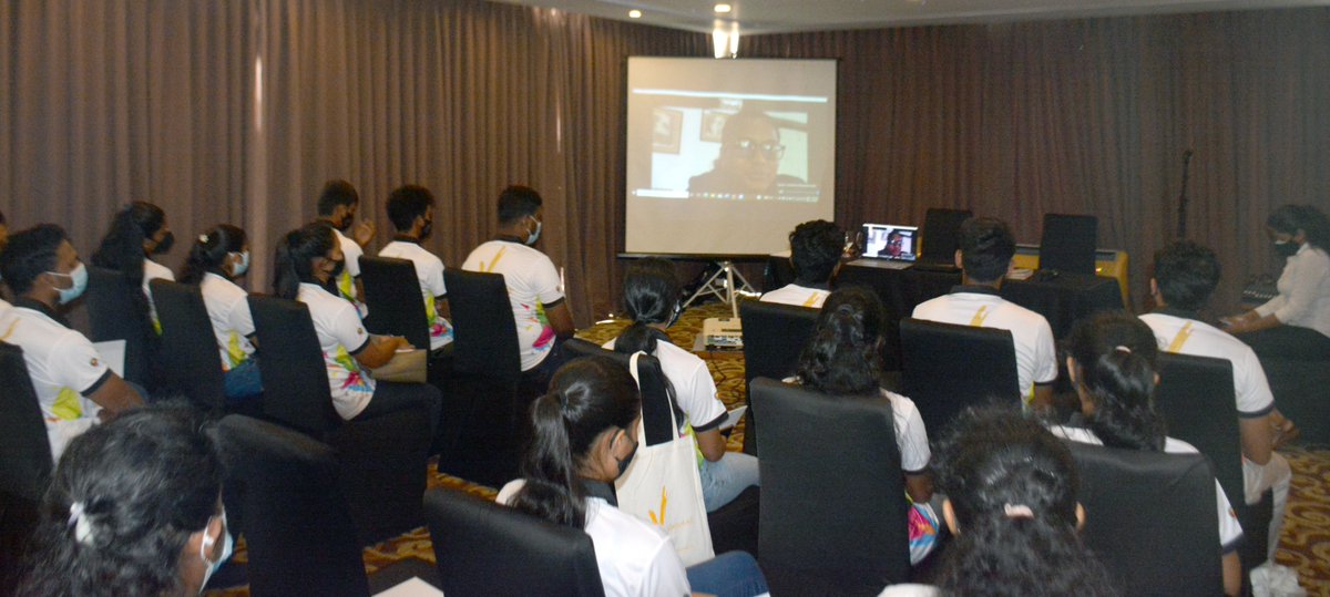 Values4A's tweet photo. The #StrongerTogetherSL #Gampaha team finally met in-person! 🤩 Thank you to @sarvodayalanka and to our mentors @Ramzideen and @ThevuniKotigala for leading a successful event! 
#Values4All #NewNormal #COVID19 #COVID19LK #SriLanka #lka #staysafe #Teamwork #FocusGroupDiscussion https://t.co/OUq5yJzg8e