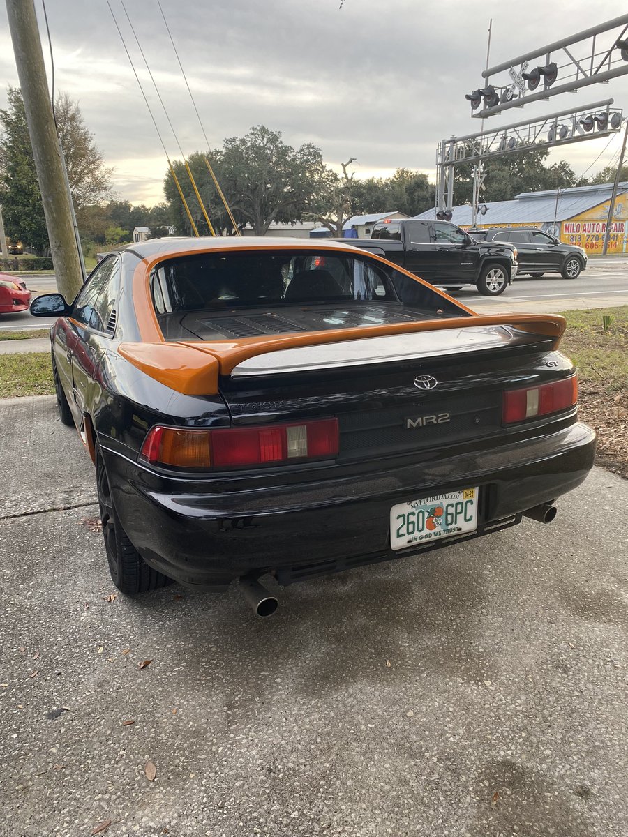 wxahh's tweet photo. spotted the dream car today 😈😳 can’t wait till i own one for myself https://t.co/d8Zc1fQQUw