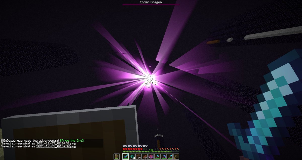 Batesmic009's tweet photo. Hardcore 1.18 dragón muerto y con elytras a darle con ganas perdón por pero no eh podido hacer directos estos días por problemas mayor así que mañana regresamos con todo (no eh dejado de darle al hardcore) https://t.co/2p1Vqgh9n2