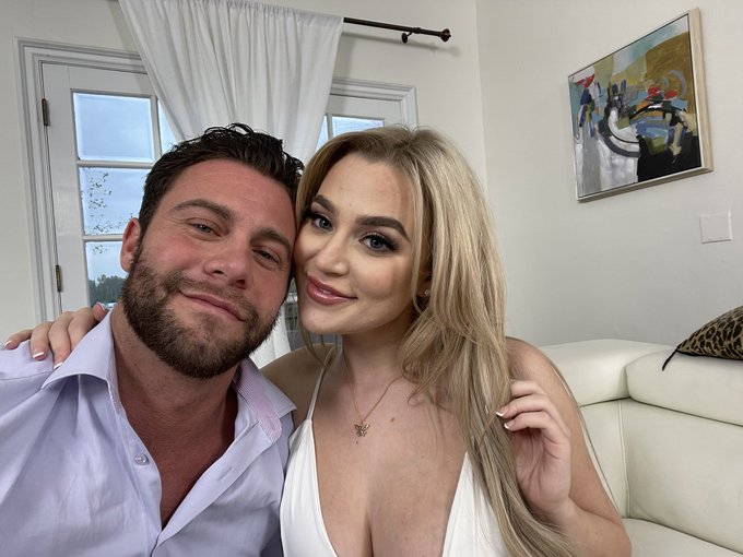 Incredible day for @JimPowersXXX getting to work with this beautiful woman @blkblssm for the first time<a class="tags" href="/tag/jimpowersxxx">@jimpowersxxx</a>