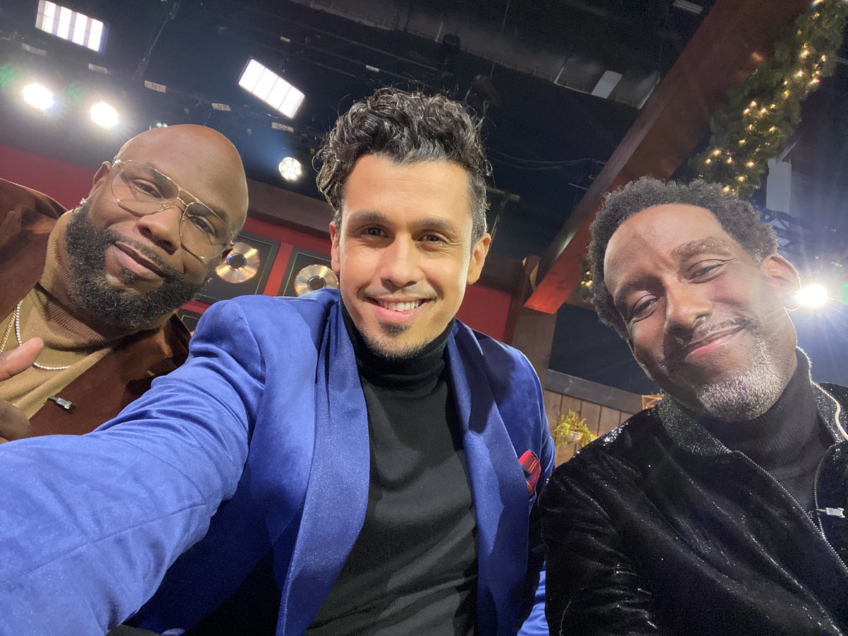 I’ll leave this rt here  <a href="/BoyzIIMen/">Boyz II Men</a>