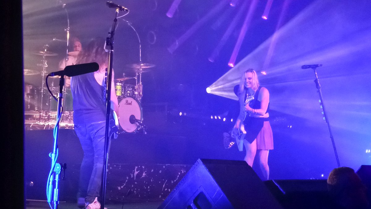 JosephEWerner1's tweet photo. Great concert  - Halestorm rocks https://t.co/gE8MEhbBdy