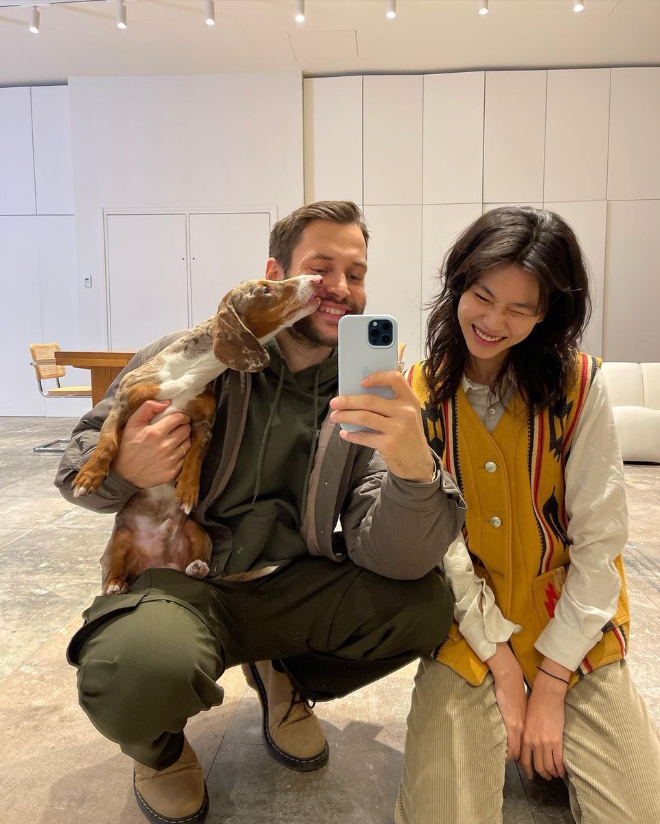forjunghoyeon's tweet photo. jacquemus ig update with #HoYeonJung 📸

🔗: https://t.co/TVKpf1U7rT https://t.co/JADUETYj4P