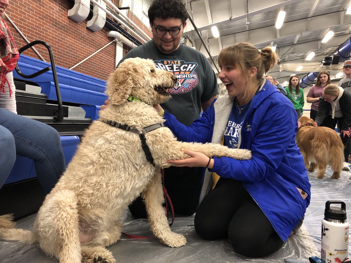 Students, are you stressed about finals? 
These pups will relieve your stress until 8:30 p.m. today at Cushing Coliseum.
Hosted by ⁦<a href="/UNKhealthEDU/">UNK Health Promotion</a>⁩