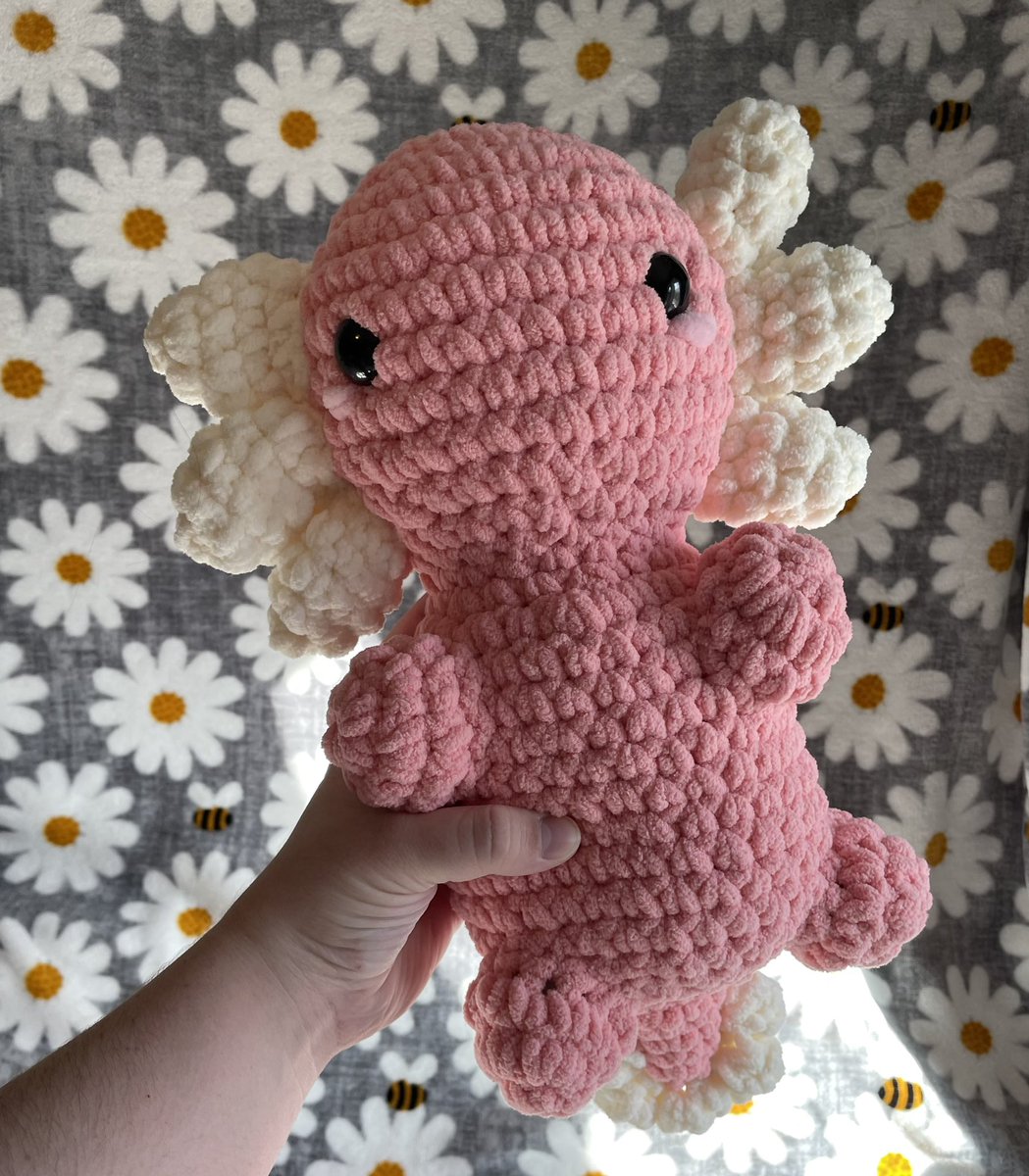 MuchPlush's tweet image. ✨🎄Shop small business🎄✨

I have all these cuties and more up on my Etsy right now! They are all handmade and made to order! They make super cute great gifts for the holidays! Grab yours on my Etsy!❤️

✨Etsy.com/shop/MuchPlush✨