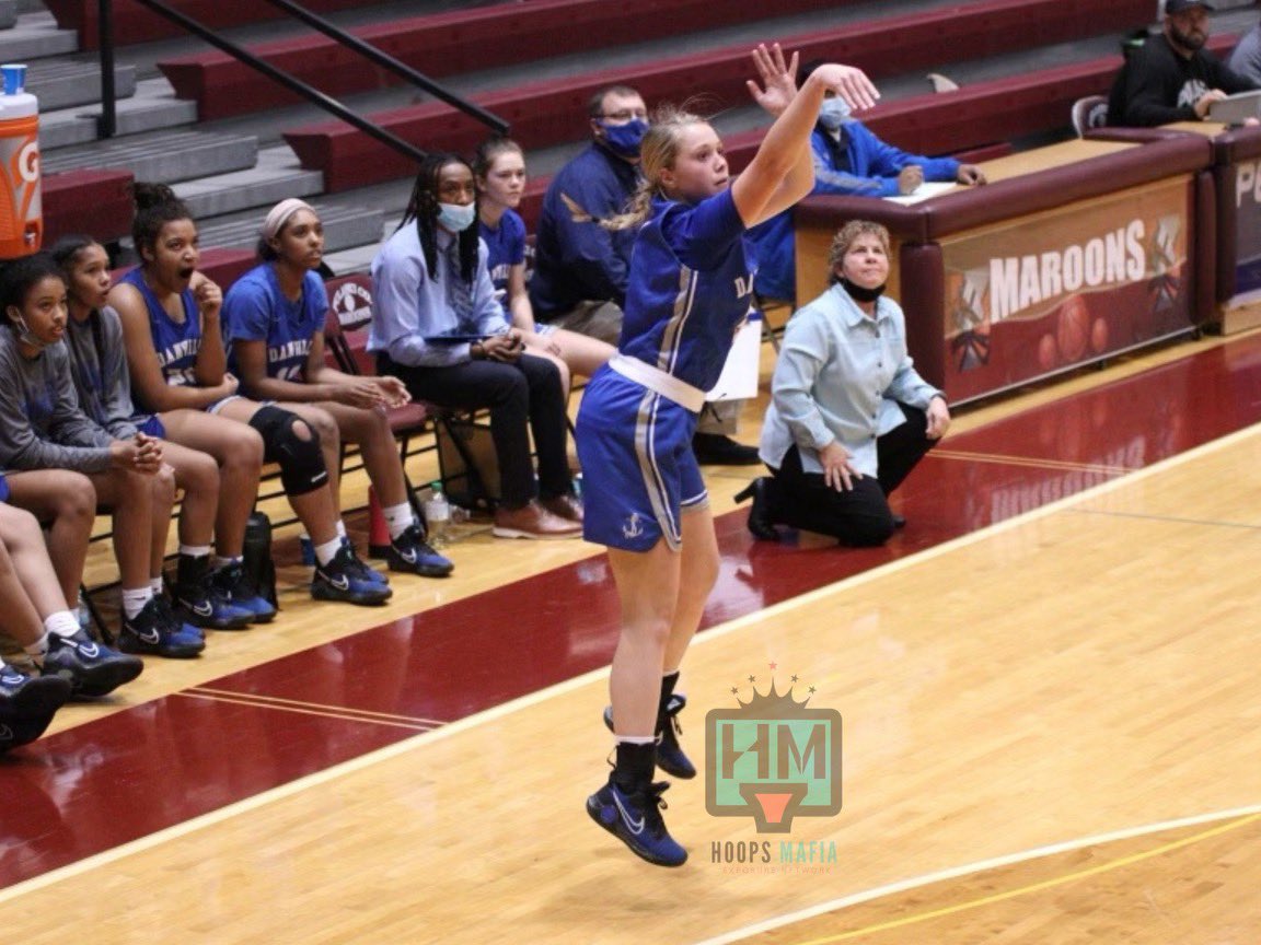 HoopsMafia's tweet photo. Danville (KY) is looking to compete for the 12th Region crown led by their veteran backcourt. 

Love Mays (‘23), Lara Akers (‘22), and Jenna Akers (‘22) bring a wealth of experience &amp; scoring each night. 

#HoopsMafia https://t.co/4UBAS7L1iQ