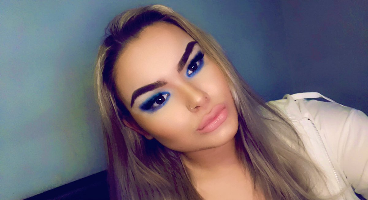lyndsayjaydex's tweet photo. BUT LIKE SERIOUSLY THE GLOW UP THANKYOUUUU!!!!! 💙🤣 https://t.co/7vegvVgNla