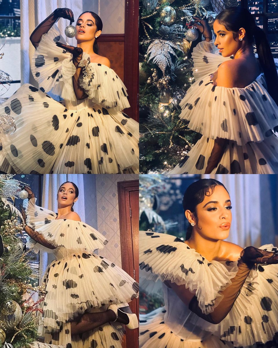 bippitycabello's tweet photo. I THINK WE CAN ALL AGREE THAT CAMILA CABELLO FOR CHRISTMAS https://t.co/YWX6OqZlnr