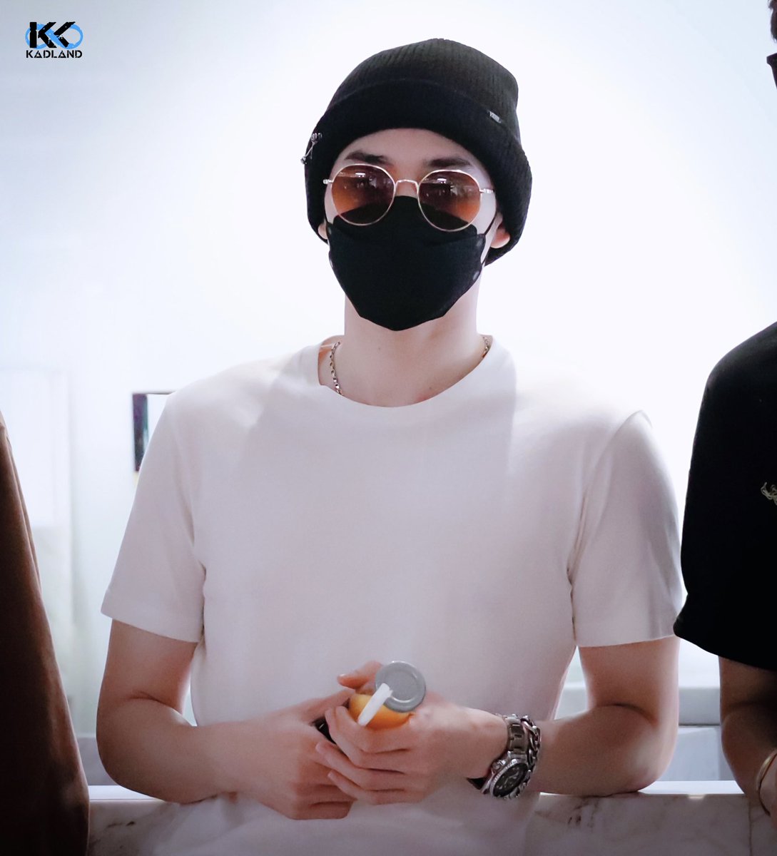 KAD8LAND's tweet image. ปีนี้เธอเหนื่อยมั้ย เห็นน่ารักไม่มีวันหยุดเลย 😽@kadploysupa 

[December,05,2021-Gallery HAPPY CELEBRATION with SUPERBOY PROJECT]

#กาดไม่ใช่การ์ด 🍀 
#SuperboyProject  
#Superboy  
#KADLAND