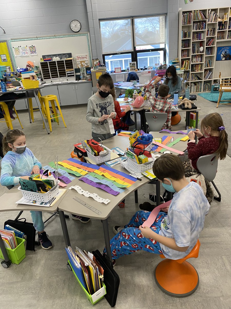 ShannonMcGrath's tweet photo. Fraction strips. Beautiful fraction strips. #constructivistmath #wssd101 #fieldpark101 @kaxelson101 @EganFourth https://t.co/u1VqmfOQ0e