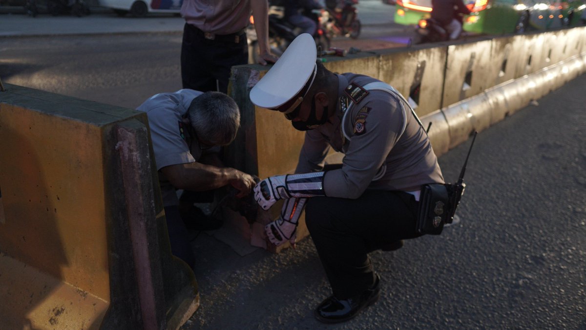 Satlantas Polres Karawang tweet media