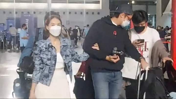 xclusivelyUBE's tweet photo. Grabe talaga akala mo same lang na mga tao to char 🤪

✨ DonKiss Family ✨
#DonKiss l #DonKissFam 

© https://t.co/PkdDRVZBBt