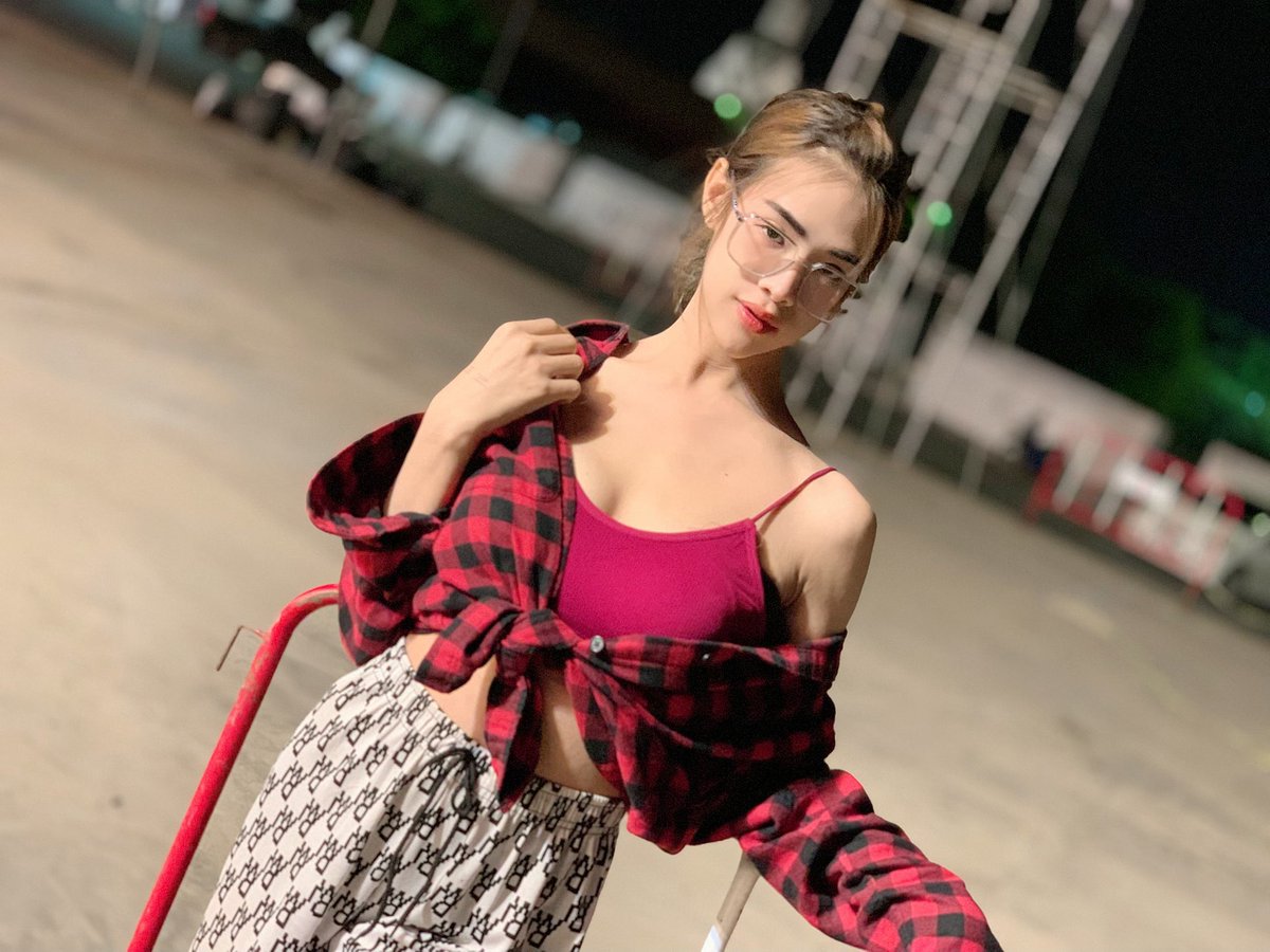 ouce9deo's tweet photo. ใส่แว่นแล้วน้า😊 #สมุทรสาคร #มหาชัย #นัดเย็ดสมุทรสาคร #นัดเย็ดมหาชัย #กระทุ่มแบนนัดเย็ด #กระทุ่มแบน #พระราม2นัดเย็ด #เอกชัย #อ้อมน้อย #สวิงกิ้ง #สาวสองมีงู #ชายแท้ #ชายแท้อยากลอง  #มัธยมนัดเย็ด #เด็กขี้เงี่ยน #หนุ่มโรงงาน  #นัดเย็ดฟรี https://t.co/O8tH3FEuNH