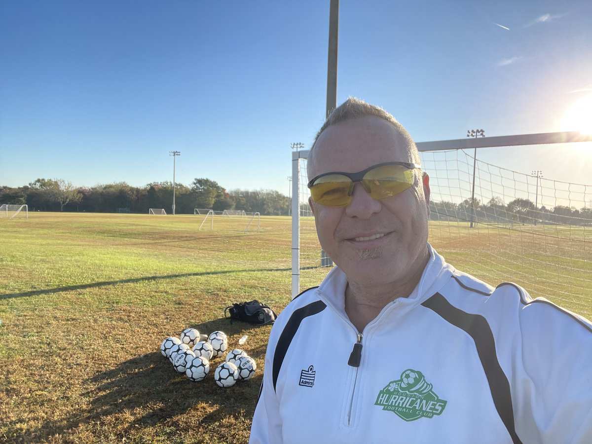 KeyesProCoach's tweet image. Just another beautiful day on the pitch.

#FootballCelticoachkeyes