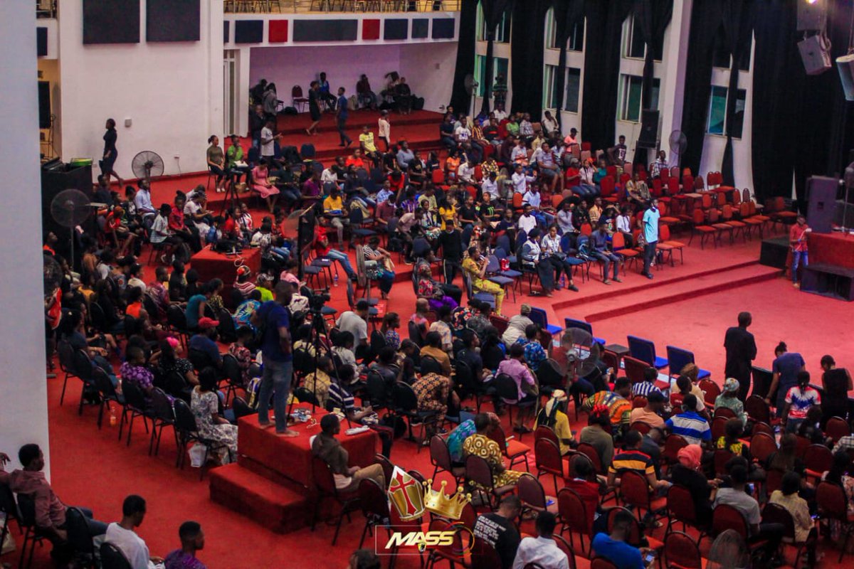TOLUccI's tweet photo. It was my privilege to host youth volunteers from all around Nigeria at the MASS9.0 Inaugural Bootcamp.
Watch out #OperationWhirlwind activates. 9th Edition of our National Worship & Revival Gatherng is coming.
#MASS9.0 - Kings & Priests https://t.co/NaezcOLNzh