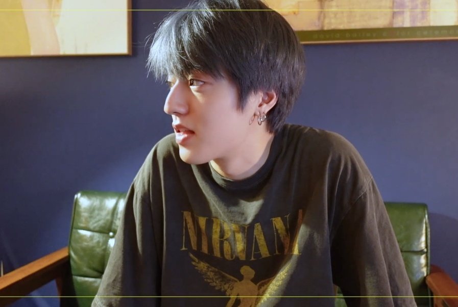 sukrules's tweet photo. "i want a boyfriend" no, you want watanabe haruto from treasure https://t.co/7QZmOQzcM2
