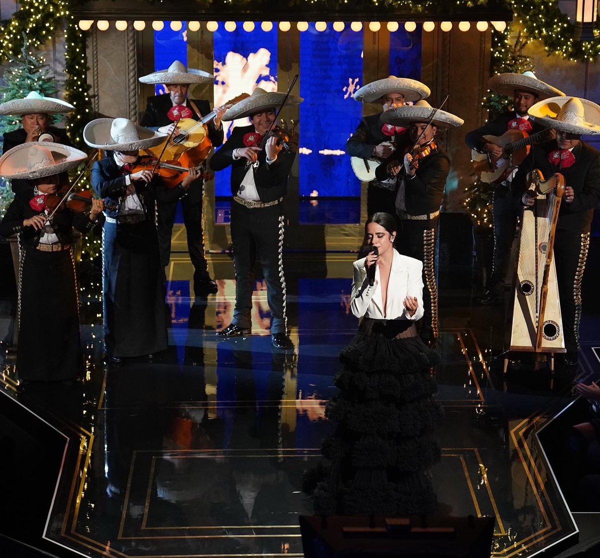 Camila Access (@CamilaAccess) on Twitter photo 2021-12-07 03:10:38 Tune in now to watch Camila & @michaelbuble sing the night away! #ChristmasInTheCity🎄 Tune in now to watch Camila & @michaelbuble sing the night away! #ChristmasInTheCity🎄