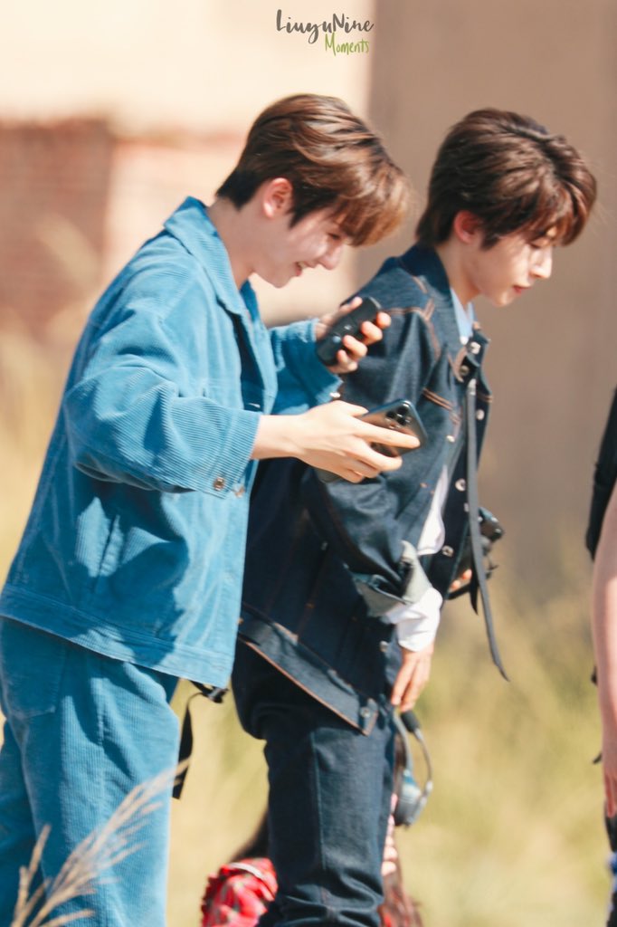 LiuyuNine's tweet photo. 𝐈’𝐥𝐥 𝐬𝐭𝐚𝐧𝐝 𝐛𝐲 𝐲𝐨𝐮 𝐧𝐨 𝐦𝐚𝐭𝐭𝐞𝐫 𝐰𝐡𝐚𝐭.

❌ᴘʟs ᴅᴏɴᴛ ʀᴇᴜᴘʟᴏᴀᴅ﹠ᴄᴜᴛ ᴄʀᴇᴅɪᴛ❌

#หลิวอวี่นาย #liuyunine https://t.co/R5X3FWQCUU