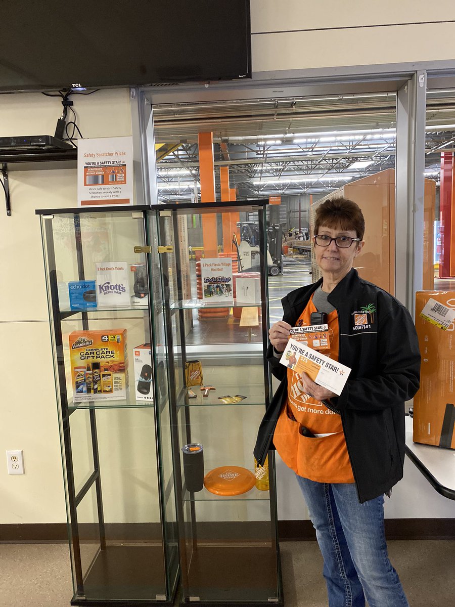 Gladys Guardado (@gladys_5087aps) on Twitter photo Ramiro, Kevin, and Sheila are our latest winners for 2nd Key Safety Scratchers. Thank you all for your commitments to safety! #safetytakeseveryone #safetyscratchers #SafetyFirst <a href="/JavierTHD5087/">Javier Sanchez</a> <a href="/LemosTannia_THD/">Tannia Lemos</a> <a href="/RosaRuiz_HD5645/">Rosa Ruiz</a> Ramiro, Kevin, and Sheila are our latest winners for 2nd Key Safety Scratchers. Thank you all for your commitments to safety! #safetytakeseveryone #safetyscratchers #SafetyFirst <a href="/JavierTHD5087/">Javier Sanchez</a> <a href="/LemosTannia_THD/">Tannia Lemos</a> <a href="/RosaRuiz_HD5645/">Rosa Ruiz</a>