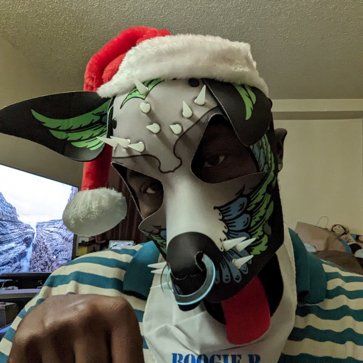 LBoogiebear's tweet photo. Santa's Little K9 padded helper.. I love my new hood!💜 It's  playful yet terrifying. Hats off to @wruffstuff  for making this pup's Christmas a very special kink filled one. Arrrroooo! 🔥🎄💯

#wruffstuffhood #wruffstuff #pupplaycommunity #humanpupplay  #abdlbaby https://t.co/6iosiaNZ27