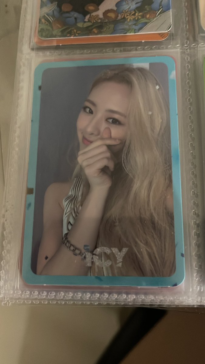 soowarmacarts's tweet photo. #fromloco
HII THANK YOU SO MUCH GOR LETTING ME ADOPT YUNA HEHEHEHE!! LOVE IT SO MUCH HIHI MWA!! https://t.co/9Mk7uPIKzt