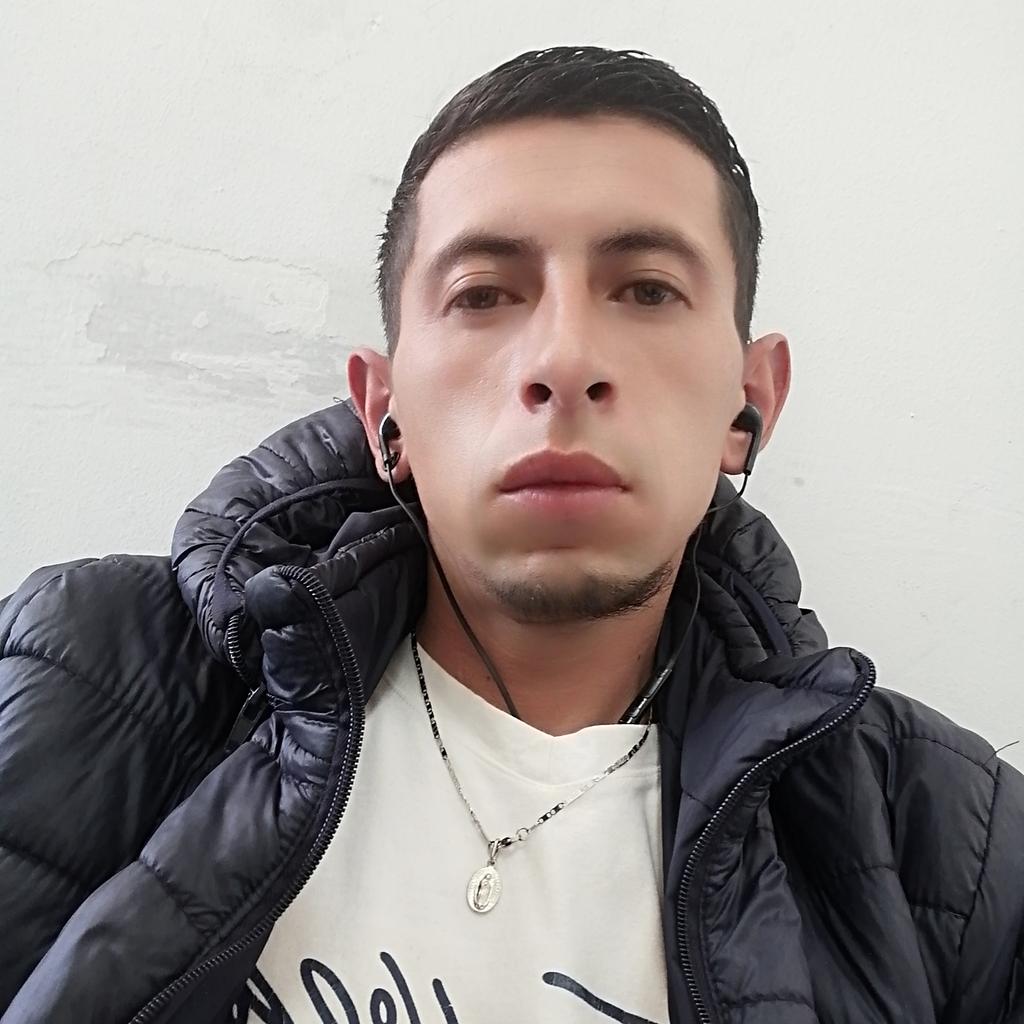 EdissonCaldern2's tweet image. #NuevaFotoDePerfil