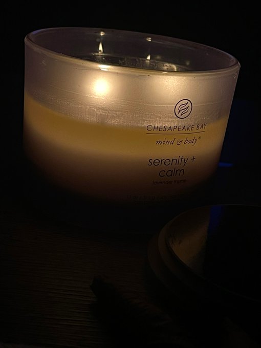 Currently ✨ https://t.co/oe72ClqyrN