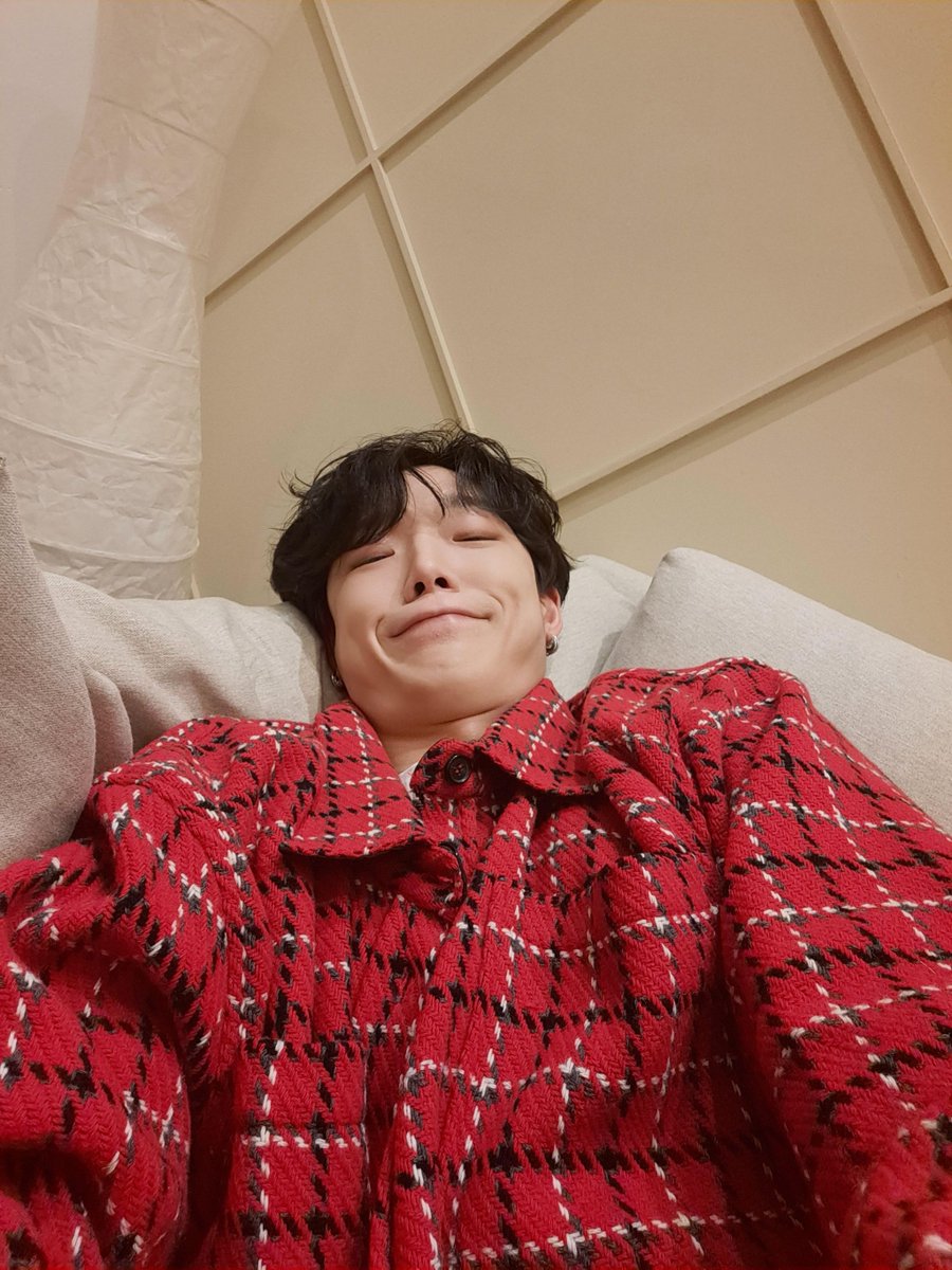 chiljarang's tweet photo. my man breathed @bobbyranika 😍😭

iKONICS WHERE ARE YOU
#STANWORLD #iKON @YG_iKONIC https://t.co/Yx15mo26AE