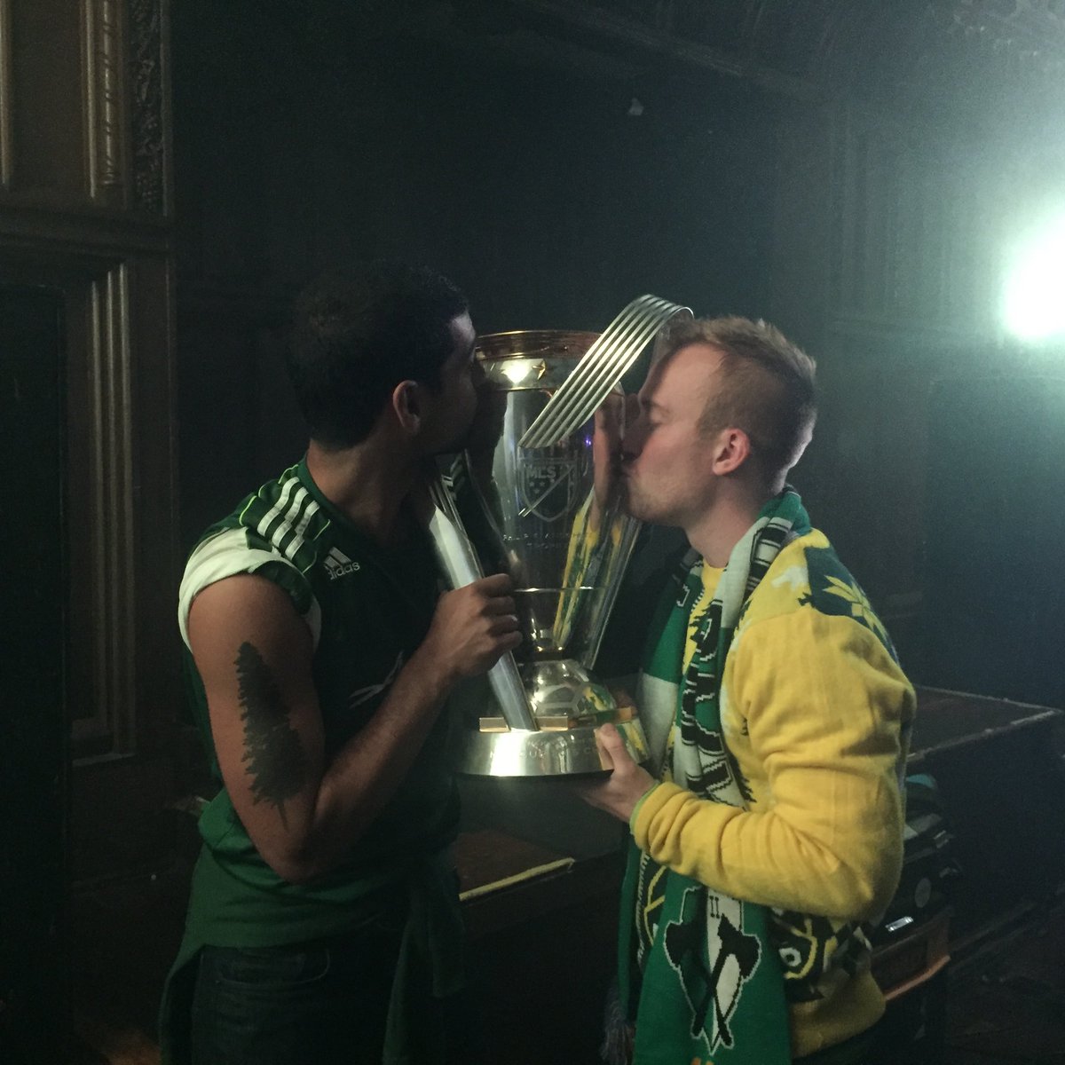 jmillzz11's tweet photo. @TimbersFC 😳😳 https://t.co/6wYeMqXiUG