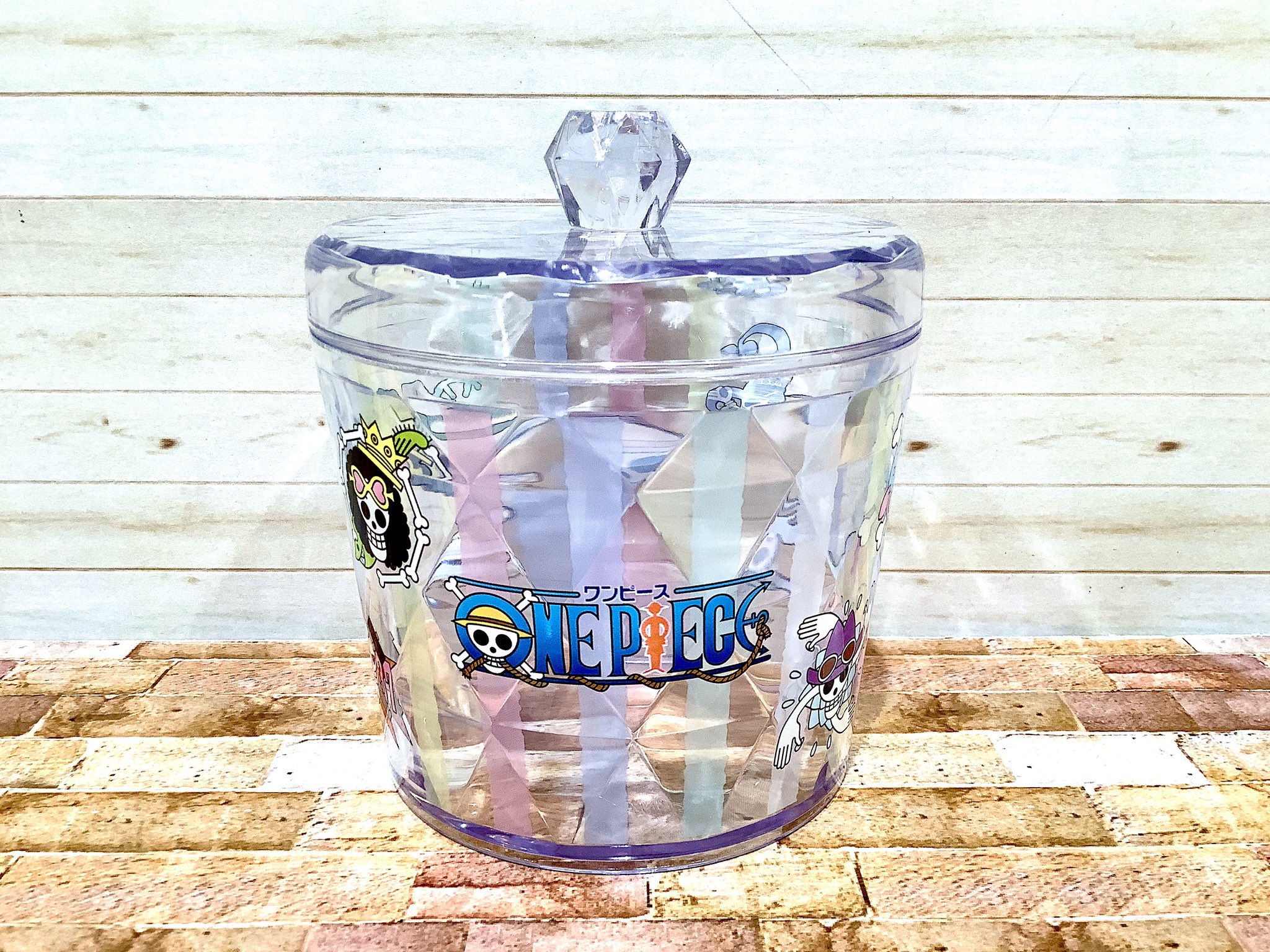 One Piece 麦わらストア梅田店 再入荷 キラキラキャニスター海賊旗 各990円 税込 好評発売中 麦わらストア Onepiece T Co 6iofu3eeii Twitter One Piece 麦わらストア梅田店 再入荷 キラキラキャニスター海賊旗 各990円 税込 好評発売中 麦わらストア Onepiece T Co 6iofu3eeii Twitter