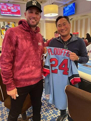 StillGotGame's tweet photo. Great to have @ShaneVictorino @trevorplouffe Eddie Guardado & Steve Trachsel on hand tonight to help #SGGF ♠️♥️♦️♣️ raise funds to help support underserved communities. https://t.co/U93NXCHbqE