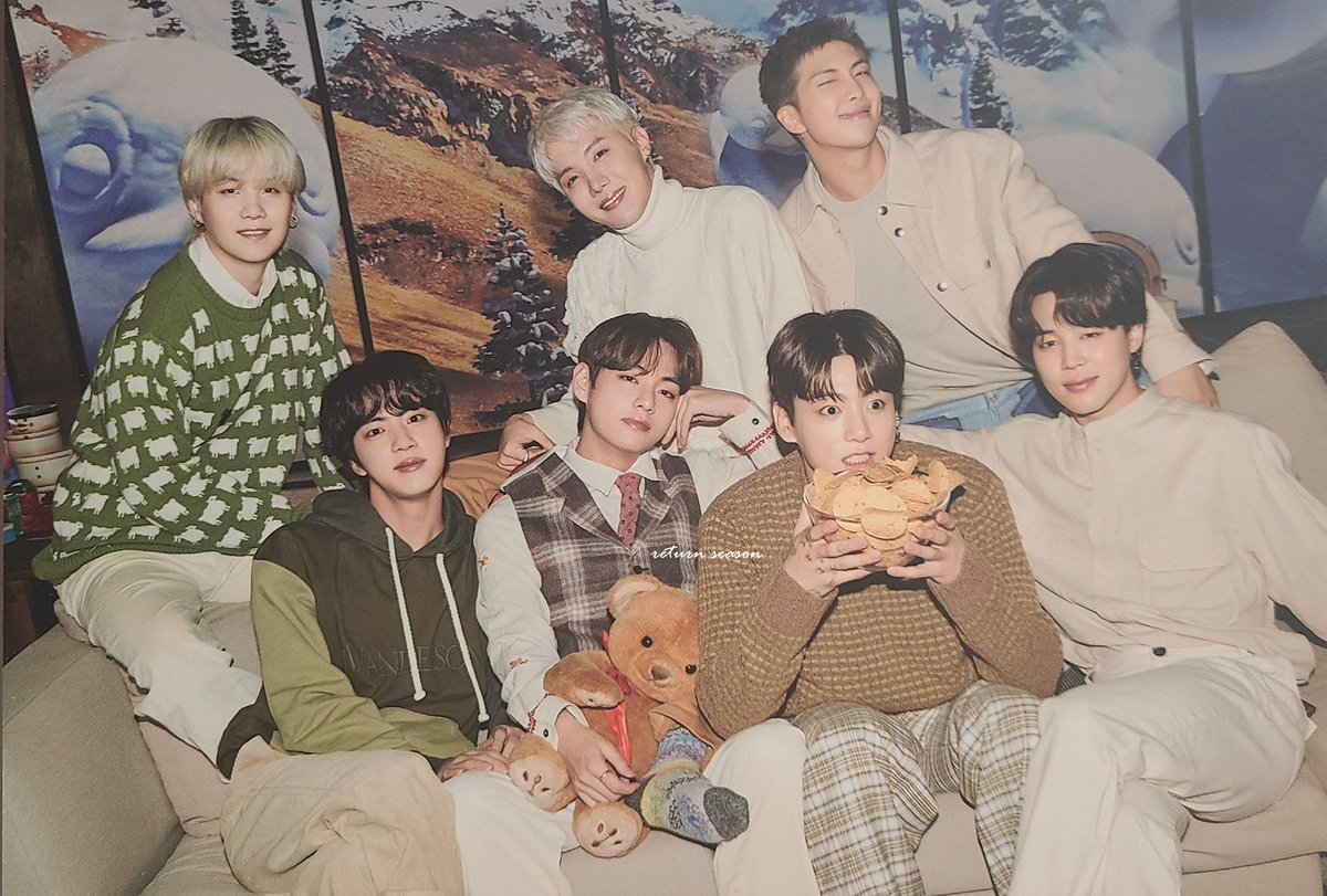 Yeka19871's tweet photo. [📸] BTS 2021 Colección de vacaciones: Pequeños deseos Photobook!!! 💖✨💜🥰🎄
#BTS #BTSARMY #BTSHOLIDAY @BTS_twt https://t.co/Ylrs4cOOPR