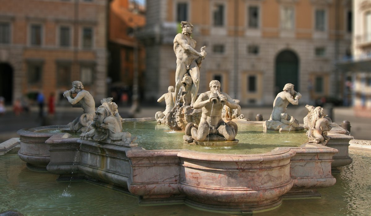Oggi nel 1598 nasceva lo scultore, urbanista, architetto e pittore #GianLorenzoBernini.

(FONTANA DEL MORO, anno 1653-1654, marmo, piazza Navona, #Roma).

#7dicembre.