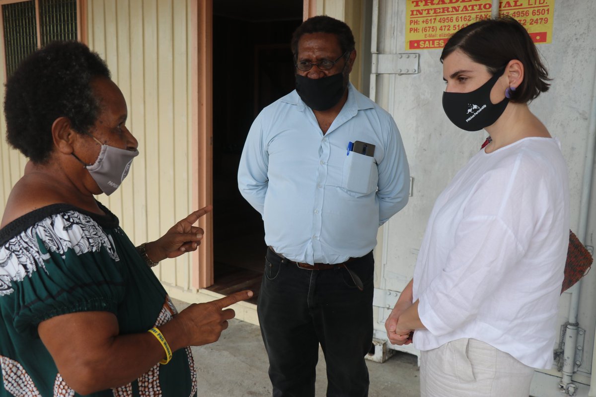 AusCGLae's tweet photo. Australia is supporting PNG Women in Agriculture through the #Incentivefund with a cold-chain project aimed at supporting women farmers store their fresh produce in Erap, before transportation to the #Lae Markets. Great to see the project nearing completion. #PNGAusPartnership https://t.co/igGGlhBZHX