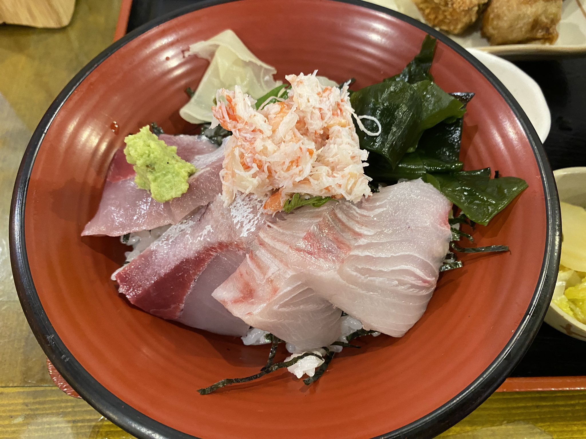 Papaton 今日は富山の魚どん亭さんでランチ Aセット980円でこのボリュームは凄い 海鮮丼 揚げ物 あら汁どれも美味かったぁぁ 富山駅 海鮮 ランチ T Co Cmynqn2tj6 Twitter Papaton 今日は富山の魚どん亭さんでランチ Aセット980円でこのボリュームは凄い 海鮮丼 揚げ物 あら汁どれも美味かったぁぁ 富山駅 海鮮 ランチ T Co Cmynqn2tj6 Twitter