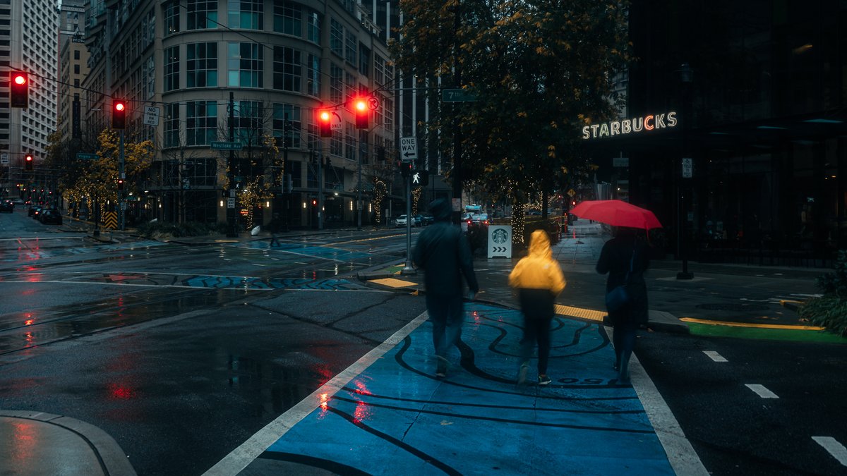Hey twitter Fam,
It's been a while and I miss you..
.
.
#streetphotography #Seattle #everybodystreet