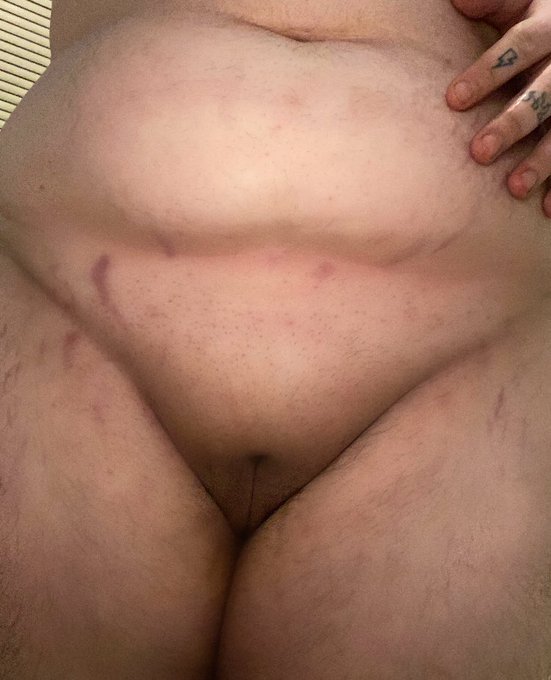 Anyone have a seat for me? https://t.co/CrEdtd8EOj