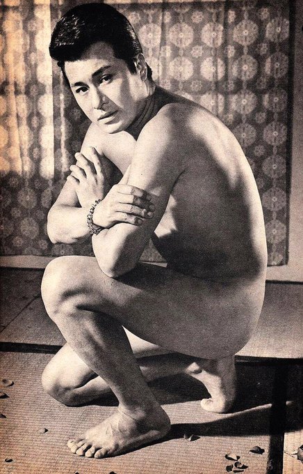 いい太ももの日のtwitterイラスト検索結果