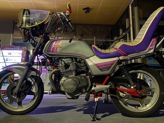 カスタムペイント トミイズ カスタムコルク半✨バイク塗装 on X: