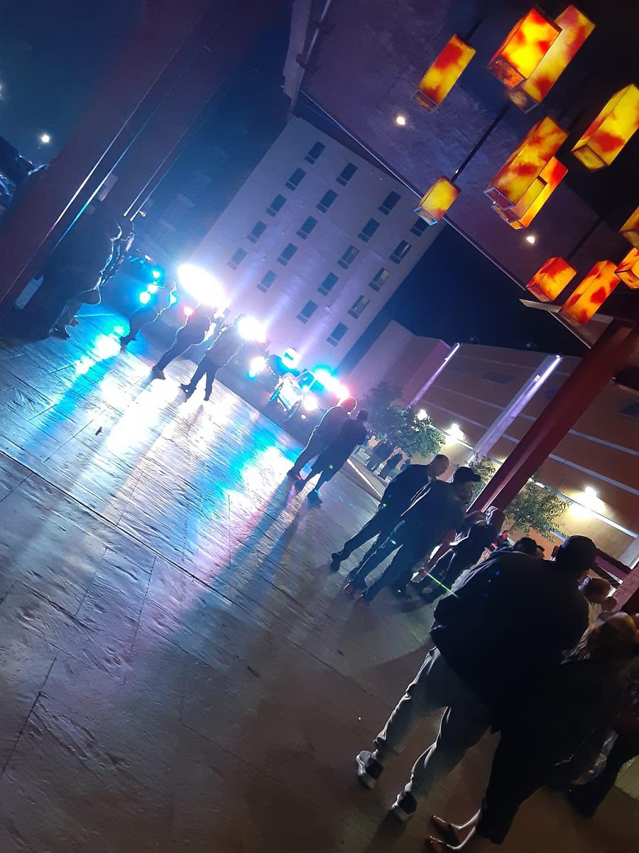 JonasMartinezMx's tweet image. #AlMomento #EaglePass
Tirador en el interior del casino #Kickapoo causó pánico y cierre momentáneo.
 
✅Detalles en la imagen