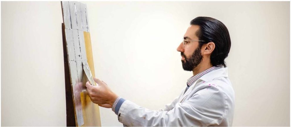 elcorreo_ae's tweet photo. José Carlos Villarejo @jcvillarej expondrá sus #guadamecíes en el Festival de Al-Burda de #Dubai. El artista de #Cordoba hará doblete en #EmiratosArabes ya que también participará en el Festival de Arte Islámico de @Sharjah @GuadameciOmeya https://t.co/Ut6vdoth6j https://t.co/0oRlfVO9FB