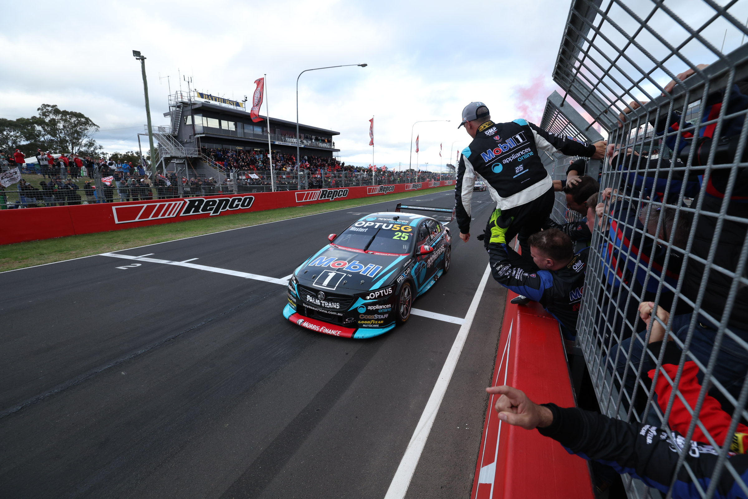 Rob Edwards Therealrbe Twitter