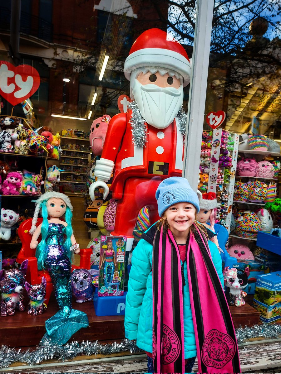 Santa Claus is coming to town 🤩🎅 @PlaymobilUK @TOYTOWN_UK
#Christmas #christmasinleicester