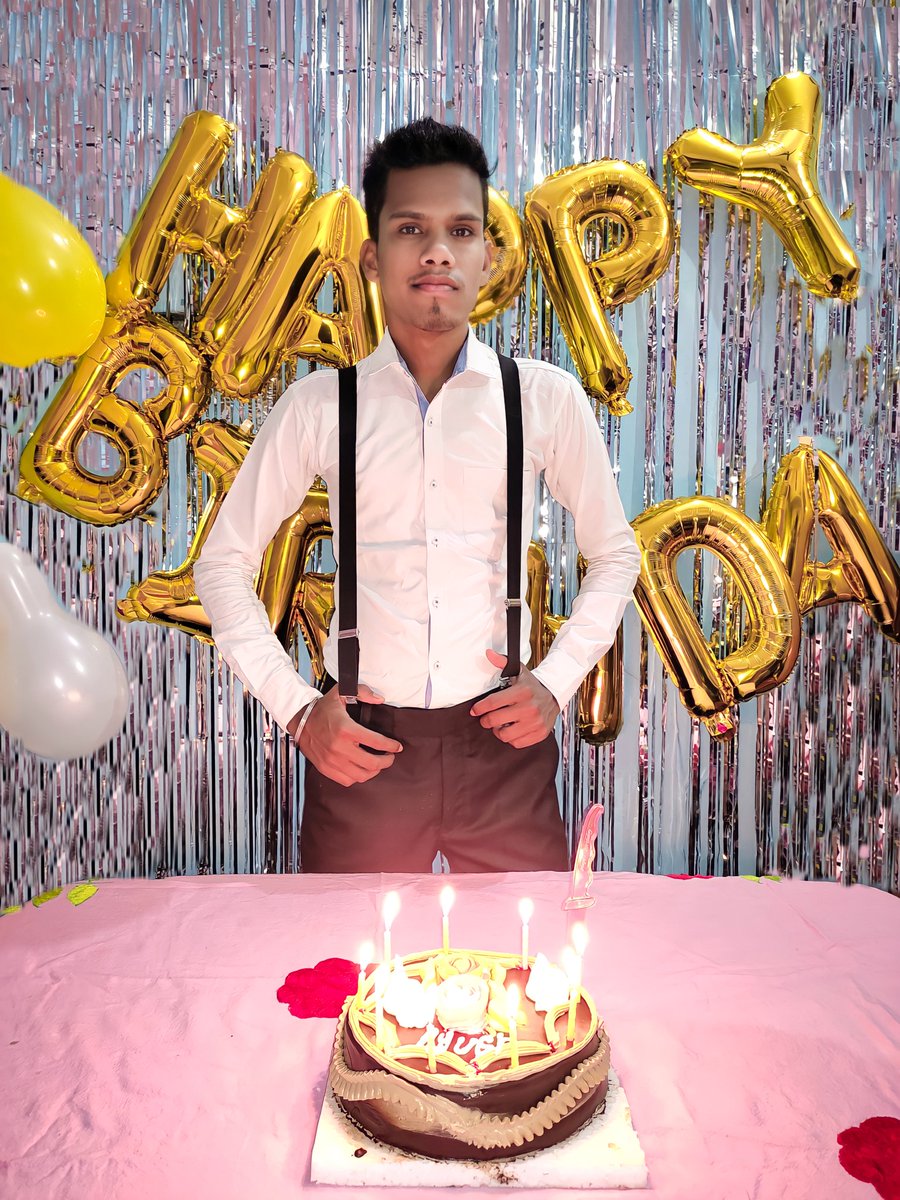 ayushkashyap99's tweet photo. Thanks everyone for your lovely wishes
.
.
.
#birthday #AyushKashyap #TheAnk #kashyap #ayushkashyap99 https://t.co/Tn6isCPX6j