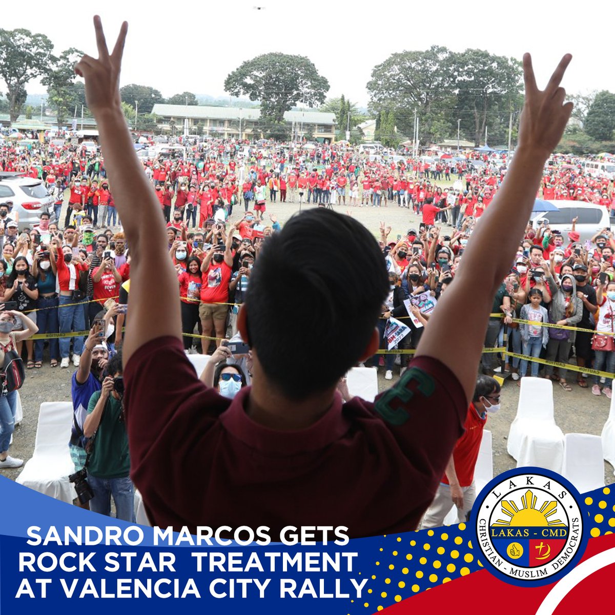 Lakas_CMDph's tweet photo. FERDINAND Alexander “Sandro” Marcos received rock-star treatment from thousands of supporters of UniTeam presidential aspirant Ferdinand “Bongbong” Marcos, Jr. and vice-presidential aspirant Sara Duterte at a rally Sunday morning here.

Full Story here: https://t.co/TAoxPWy26I https://t.co/1Ct1iBPTCM